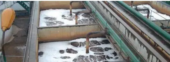 4.png 无锡狗子28化工分享曝气池的泡沫颜色不同是怎么回事?